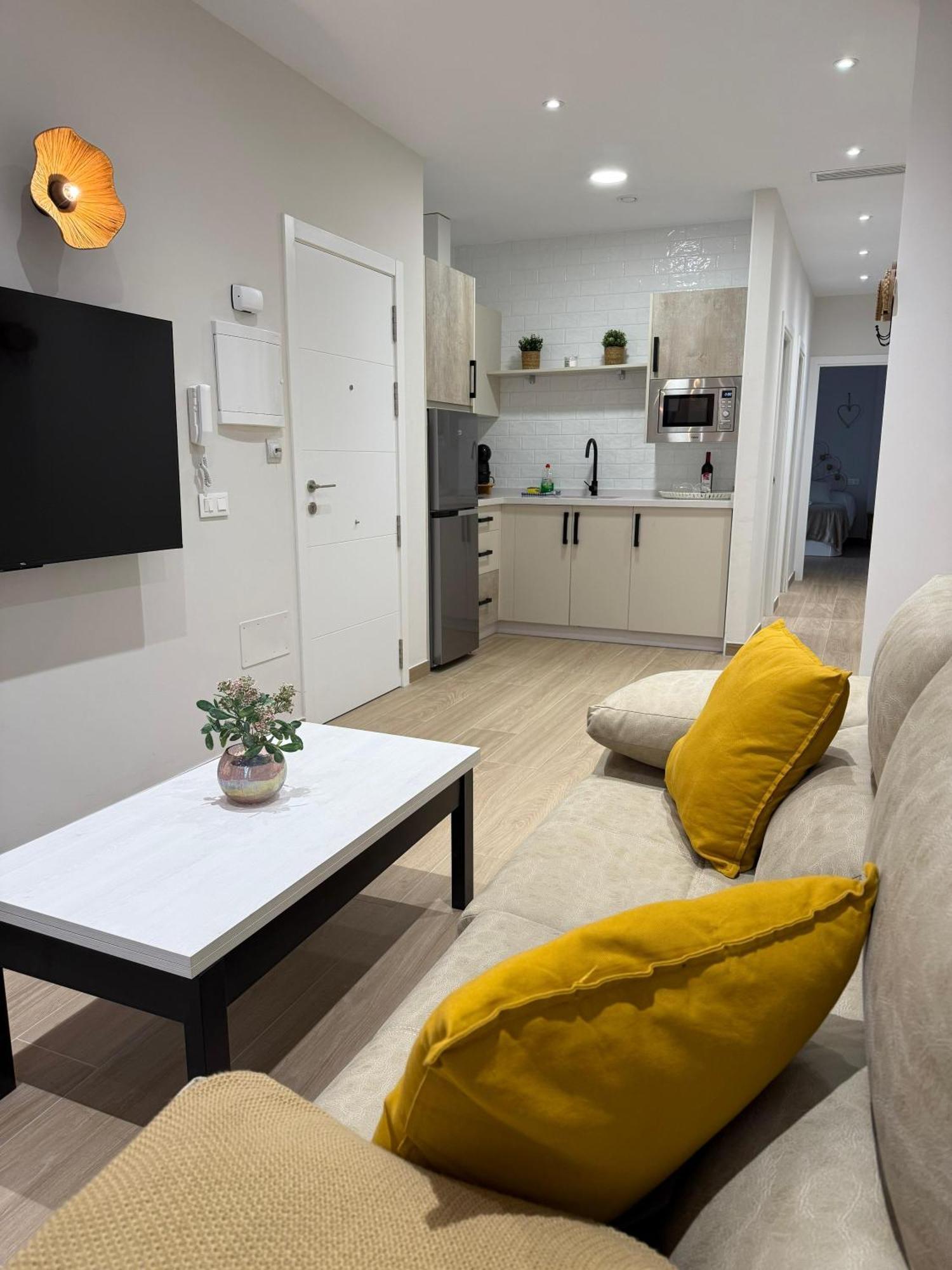 Centrobeach Apartment Fuengirola 250M From Beach מראה חיצוני תמונה